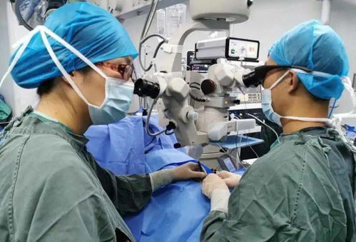 我院加強眼科疑難病診療中心建設 大力解決眼病兜底瓶頸 成功開展全區首例玻璃體切割術